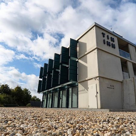 Tin Inn - Heinsberg - Das Hotel Aus Hochwertig Ausgebauten Ueberseecontainern Buitenkant foto